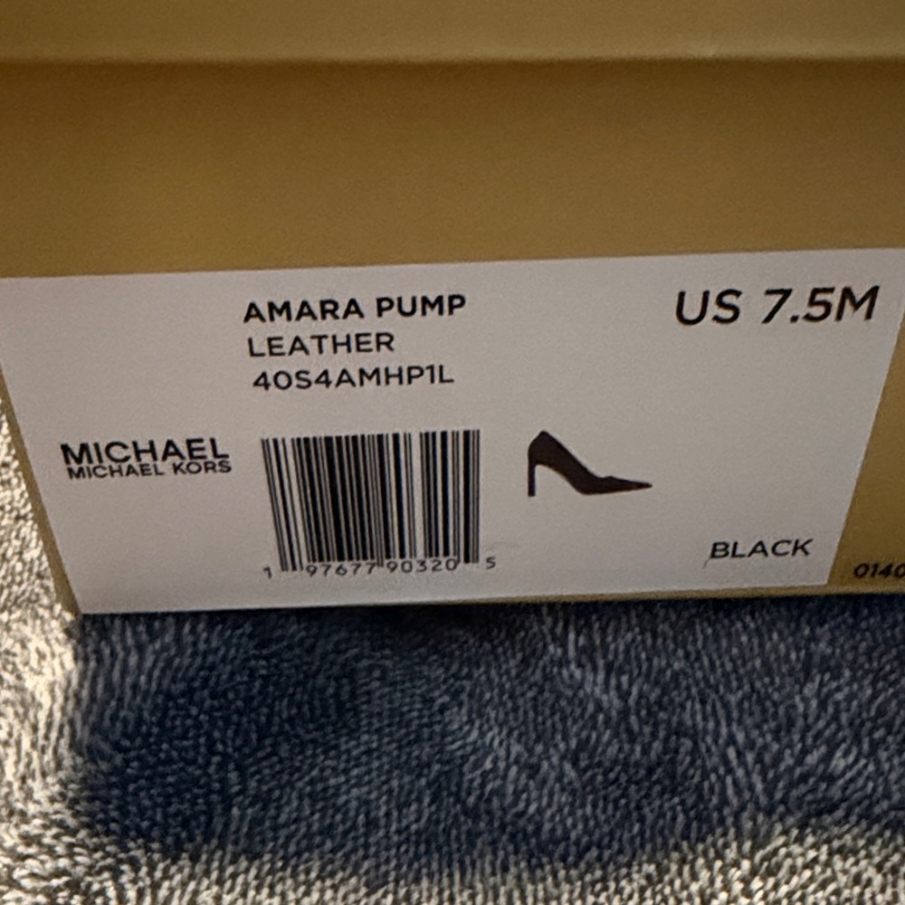 Michael Kors Leather Amara Pump - Black 7.5 NIB - Picture 5 of 7
